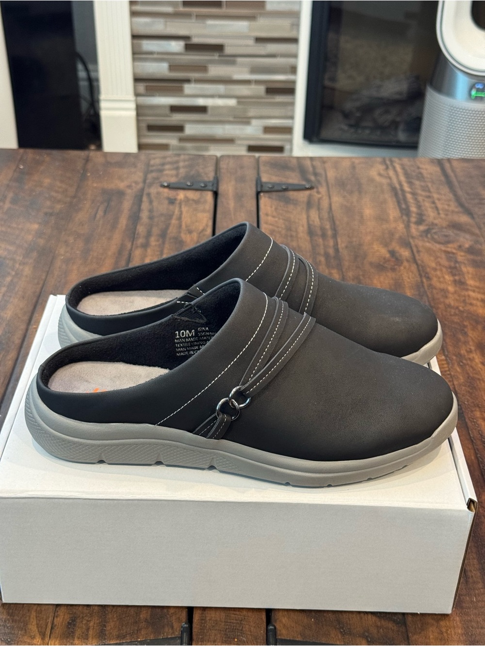 JSport by Jambu Gina Mule (NWOT)